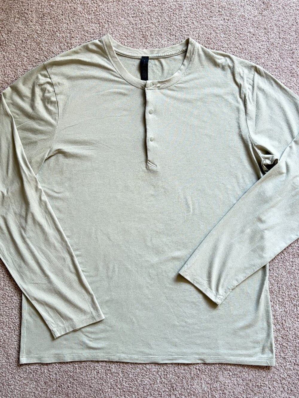 Lululemon Snap Placket Henley Long Sleeve Sage L